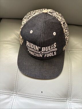 Ridin' Bulls & Punchin' Fools Black Men's Cap with Bandana Panels